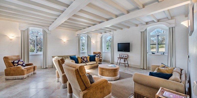 Comfortable Villa For Large Groups Near Vale Do Lobo