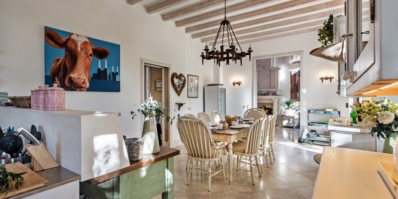 Modern Villa For Algarve Vacation In Large Groups