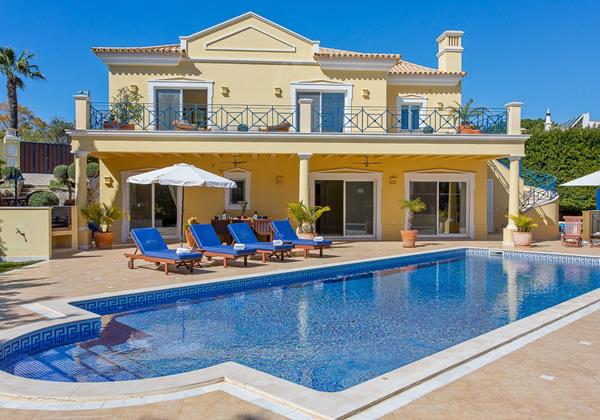 Vale Do Lobo Villa For 8 People To Rent