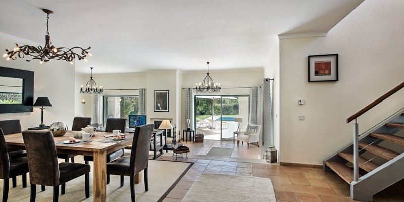 Bright Open Plan Living Area Vilas Alvas