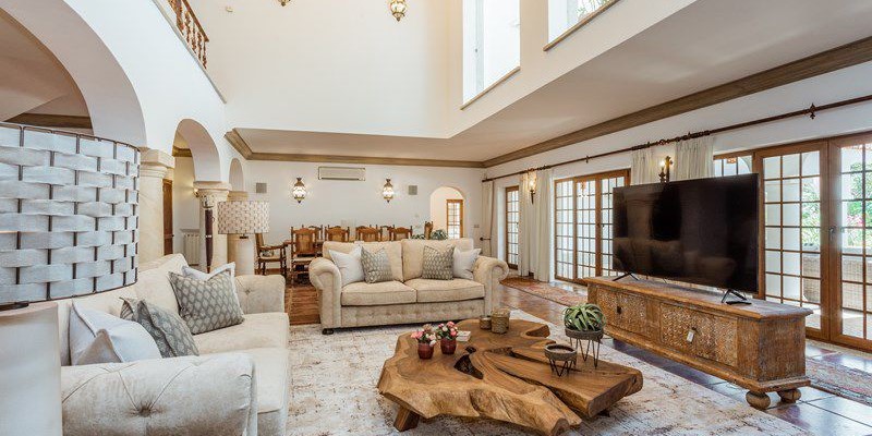 Living Room In Villa To Rent Near Quinta Do Lago