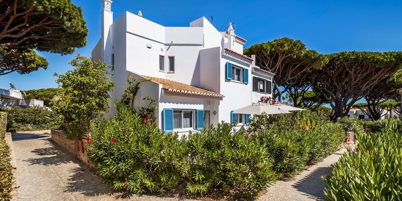 4 Bedroom Beach House Villa To Rent Vale Do Lobo
