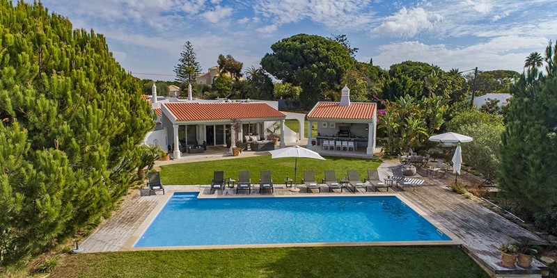 6 Bedroom Villa With Pool To Rent Algarve