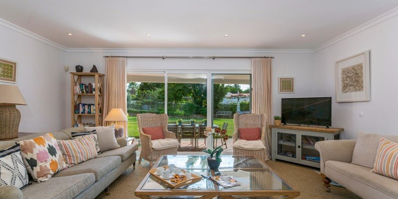 Family Living Room To Rent Algarve