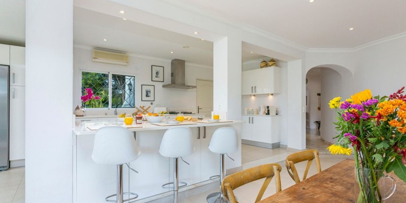 Fully Equipped Kitchen Vacation Villa Near Quinta Do Lago
