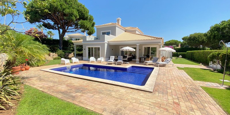 Three Bedroom Vacation Rental Villa Algarve