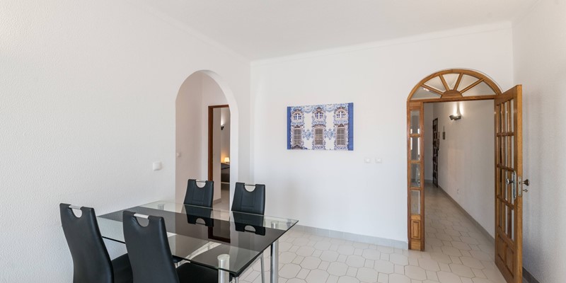 Dining Table Rental Apartment Algarve
