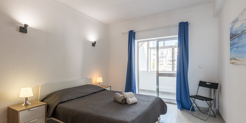 Double Bedroom Holiday Rental Apartment Algarve