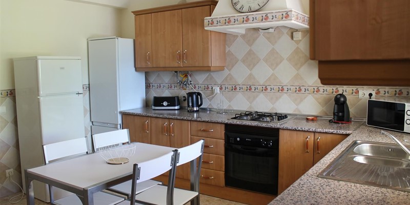 Fully Equipped Kitchen Holiday Rental Villa Albufeira