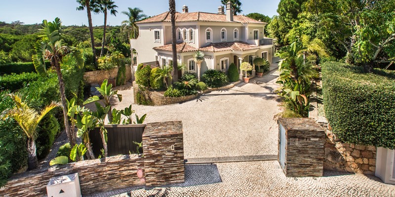 5 Bedroom Villa To Rent In Algarve