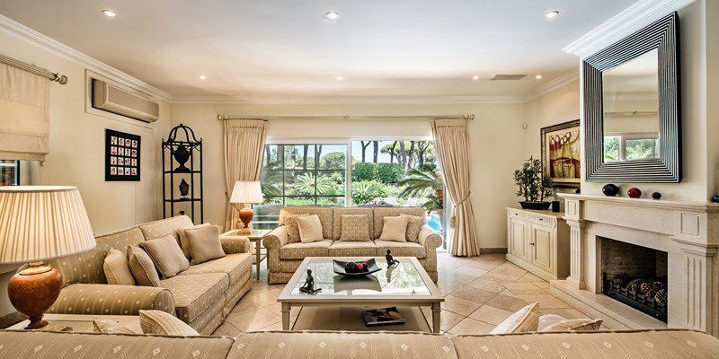 Living Room In Villa To Rent Quinta Do Lago