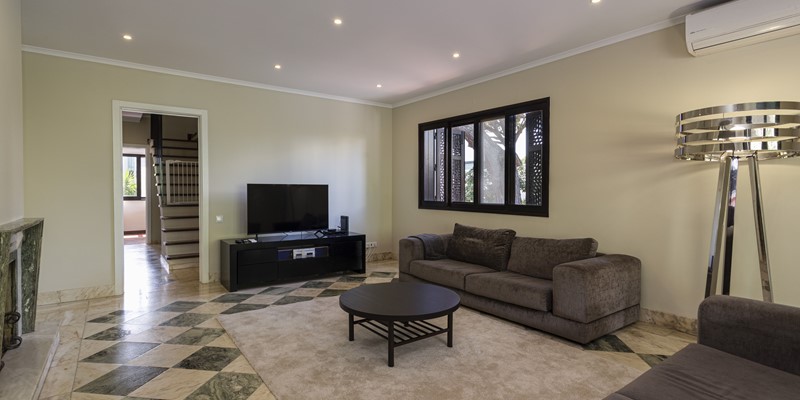 Comfortable Living Room Holiday Villa Rental