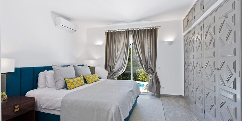 Bright And Spacious Double Bedroom Villa Rental