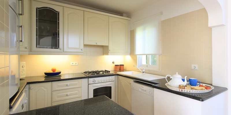 Fully Equipped Kitchen In Townhouse For Holiday Rental