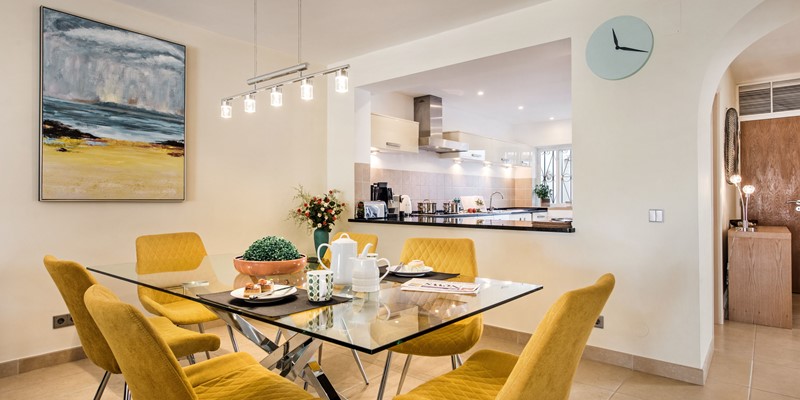 Dining Area In Vale Do Lobo Holiday Villa Rental