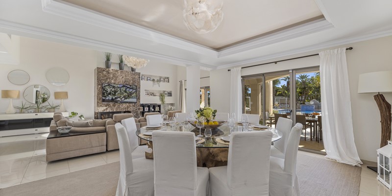 Open Concept Dining Area