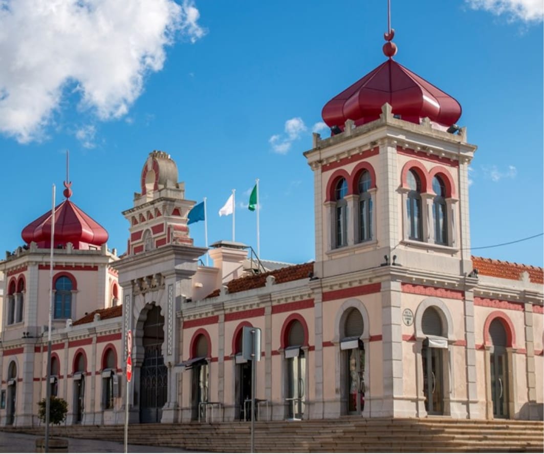 Loule Market In The Algarve Rent Villas Algarve