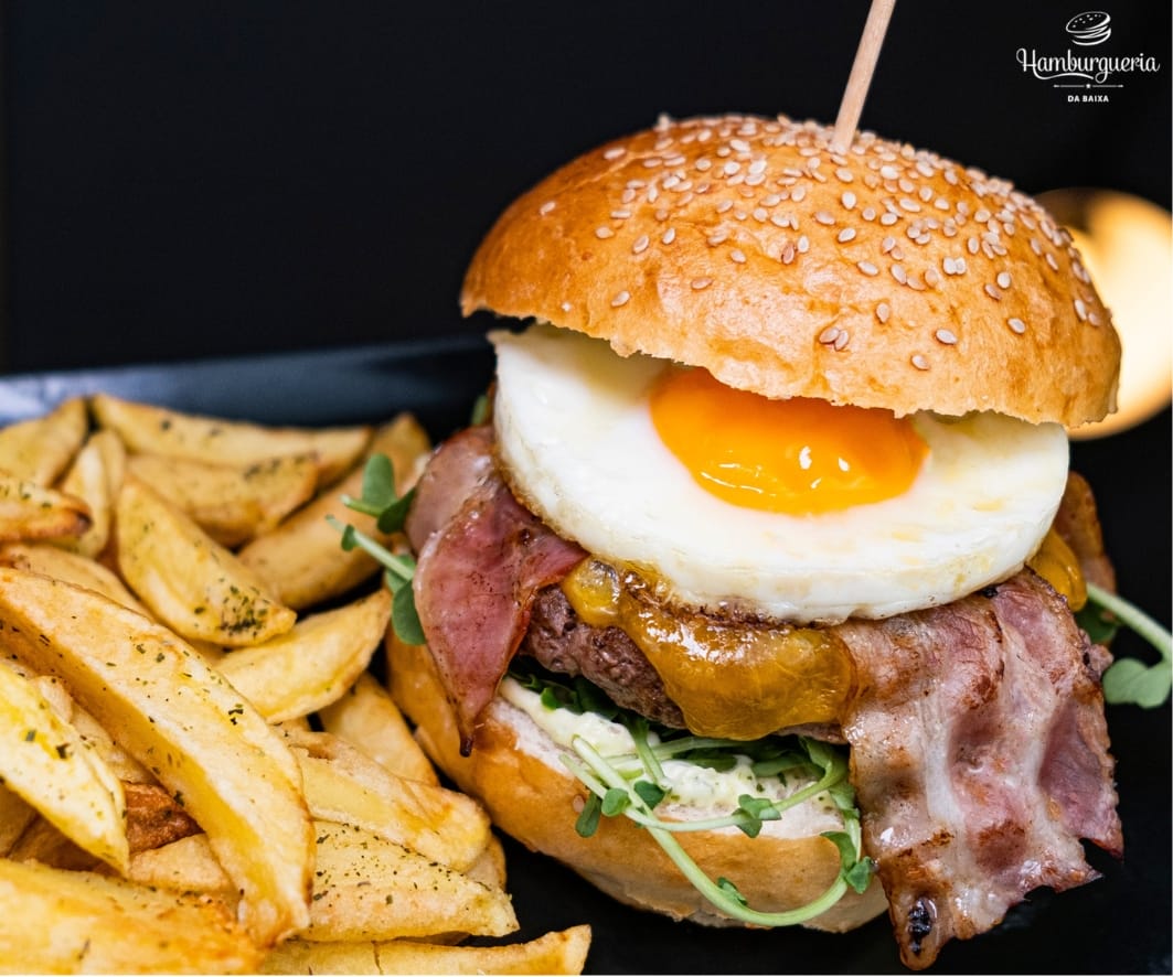 Fresh Homemade Burgers In Loule