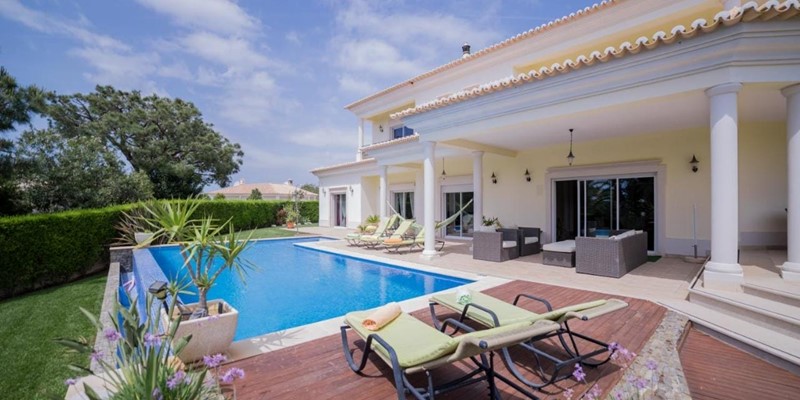 5 Bedroom Villa With Private Swimming Pool In Portugal
