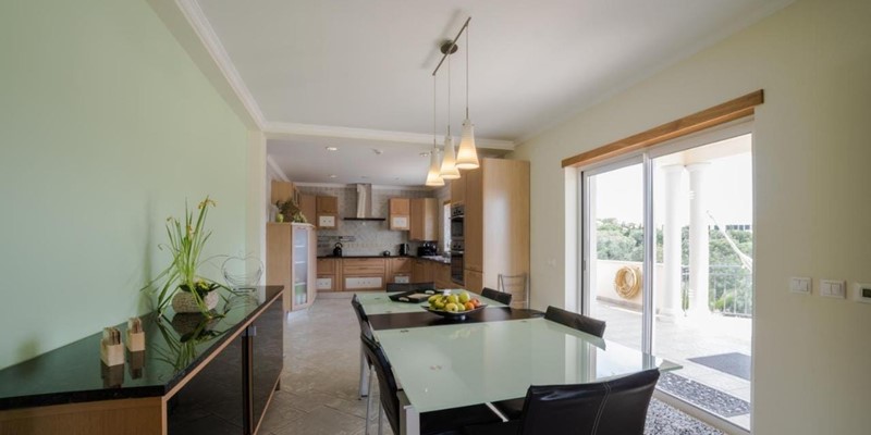 Dining Table Seating 6 People Rent Villas Algarve