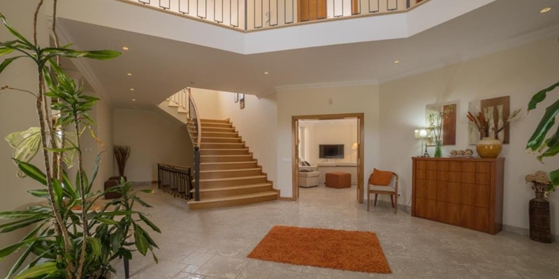 Large Entrance Hall In Holiday Home