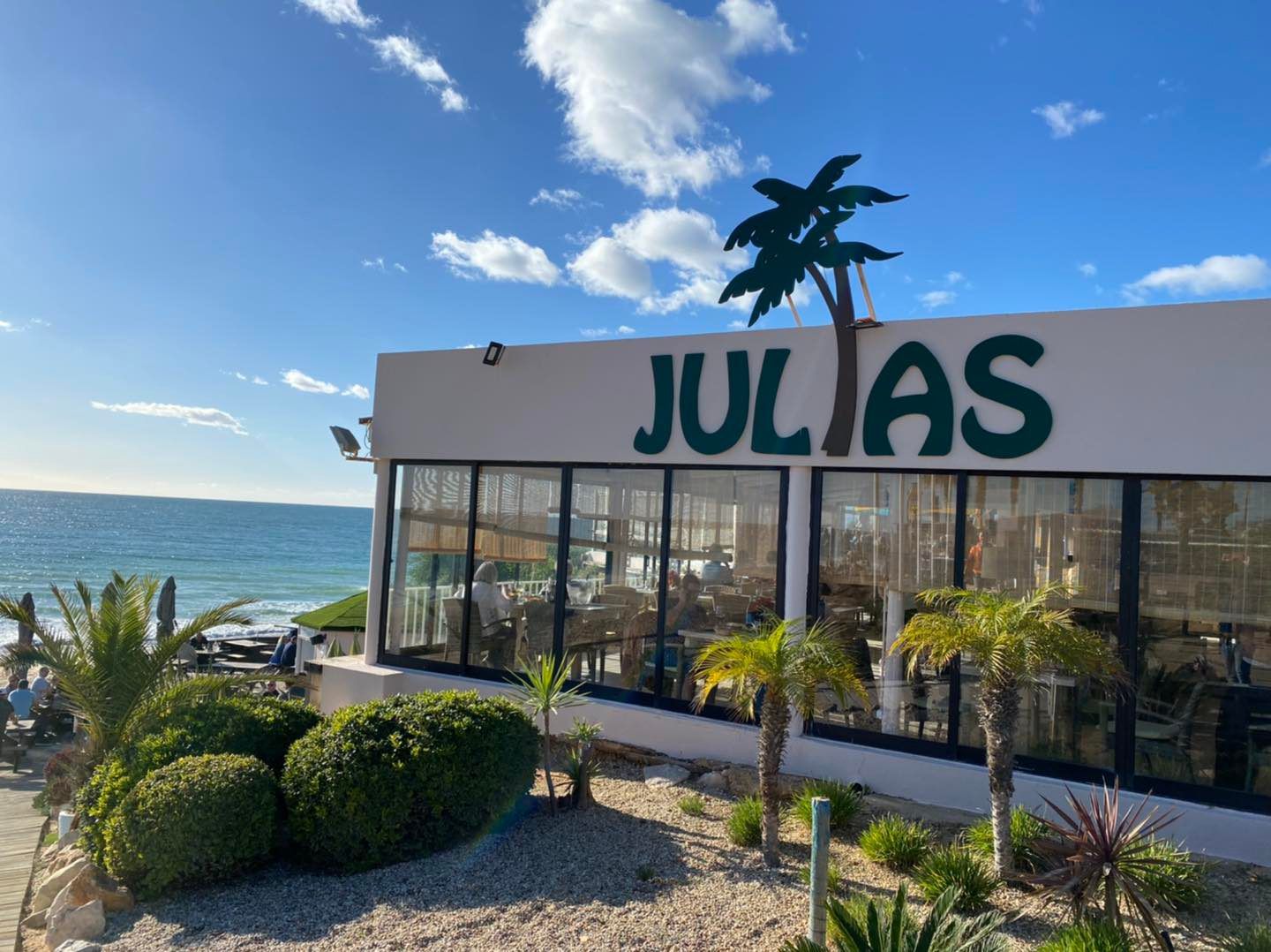 Julias Restaurant Dunas Douradas Beachfront Exterior