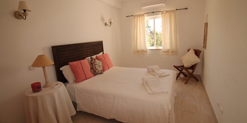 Double Bed Vacation Rental Villa In Albufeira