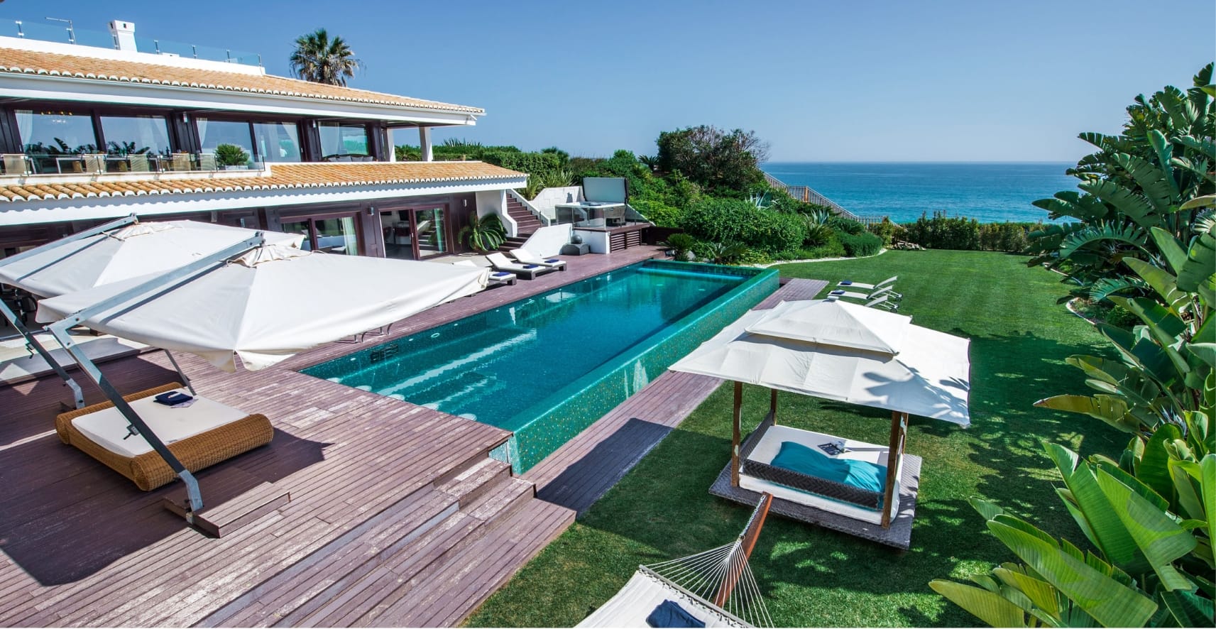 Golf Villas In Albufeira