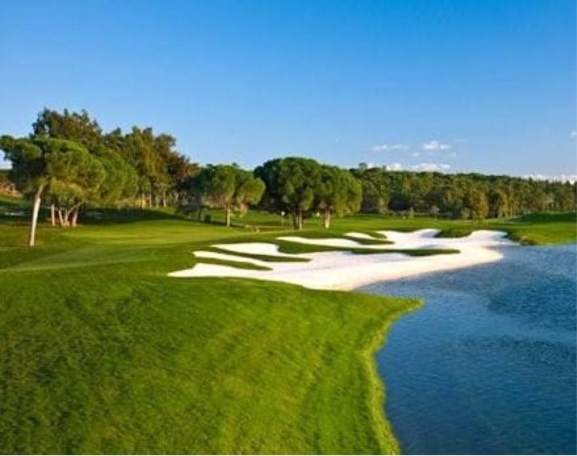 Laranjal Golf Course