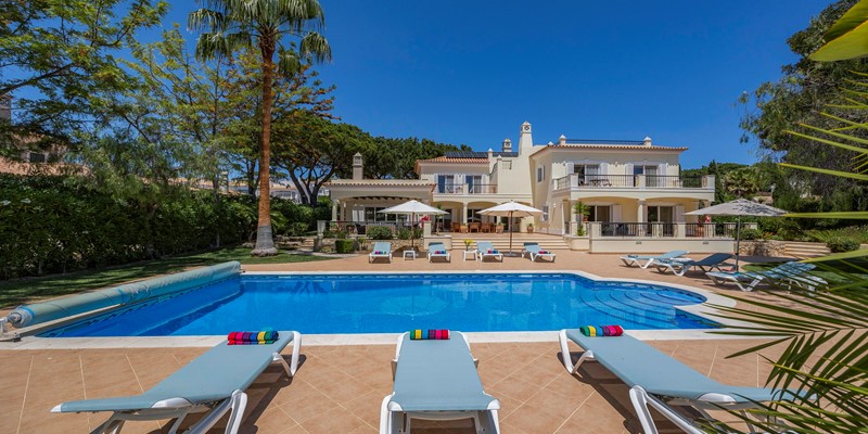 Luxury Villa In Portugal