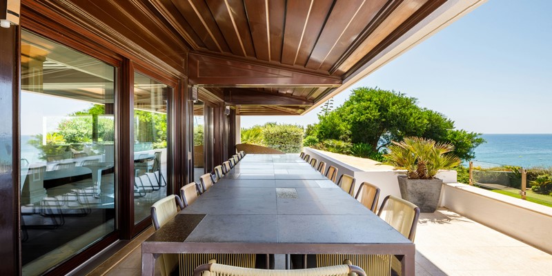 Airbnb Dining Table Sea Views