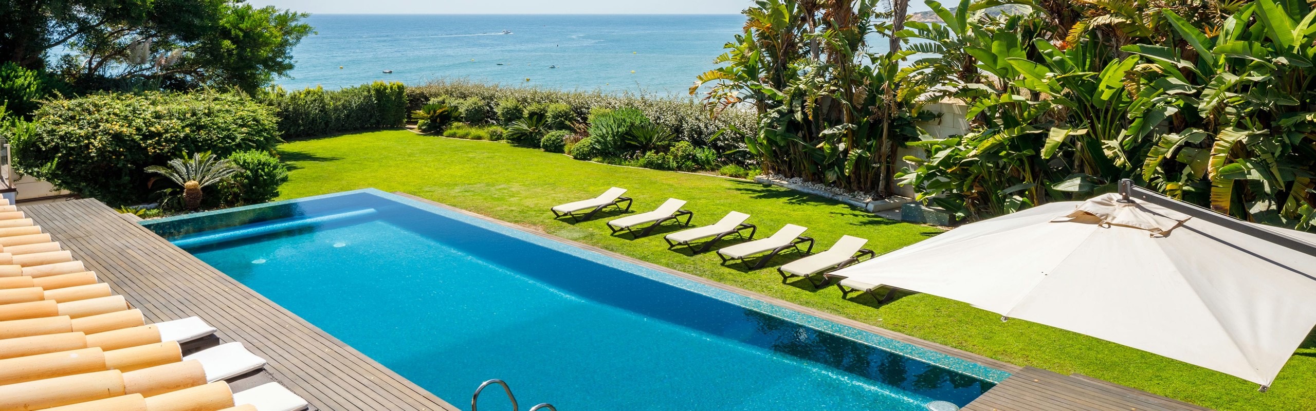 Swimming Pool With Sea Views Algarve