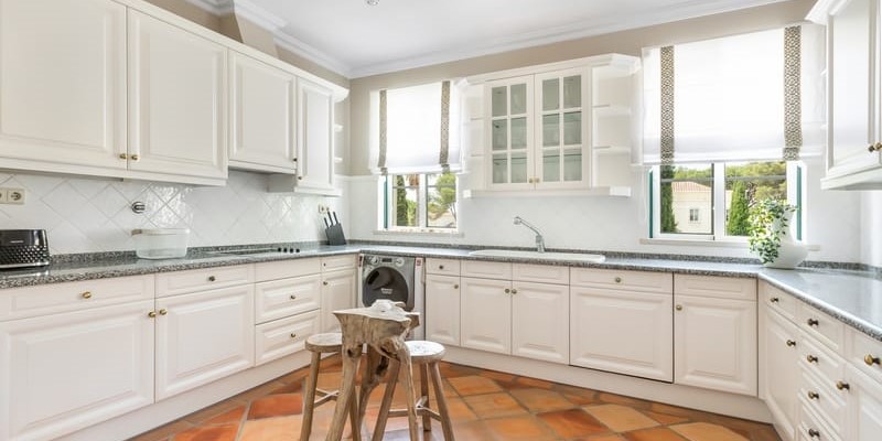 Equipped Kitchen In Quinta Do Lago