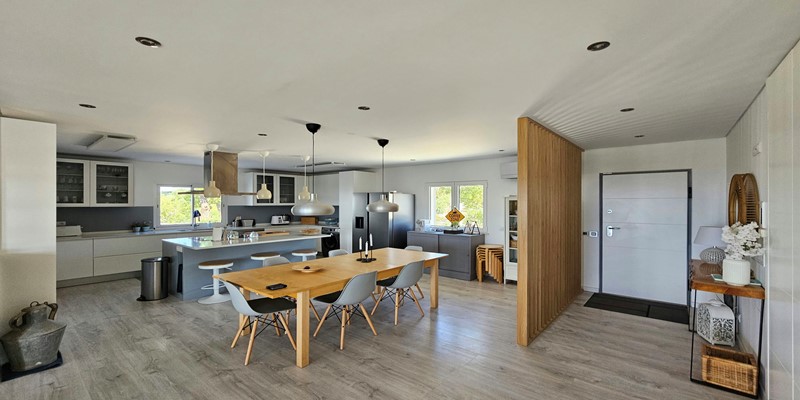 Getaway Home Open Plan Kitchen